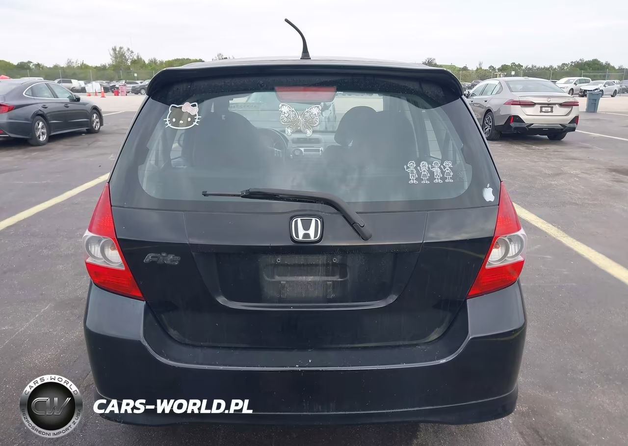 2008 Honda Fit Sport VIN:JHMGD38688S028835 - 16