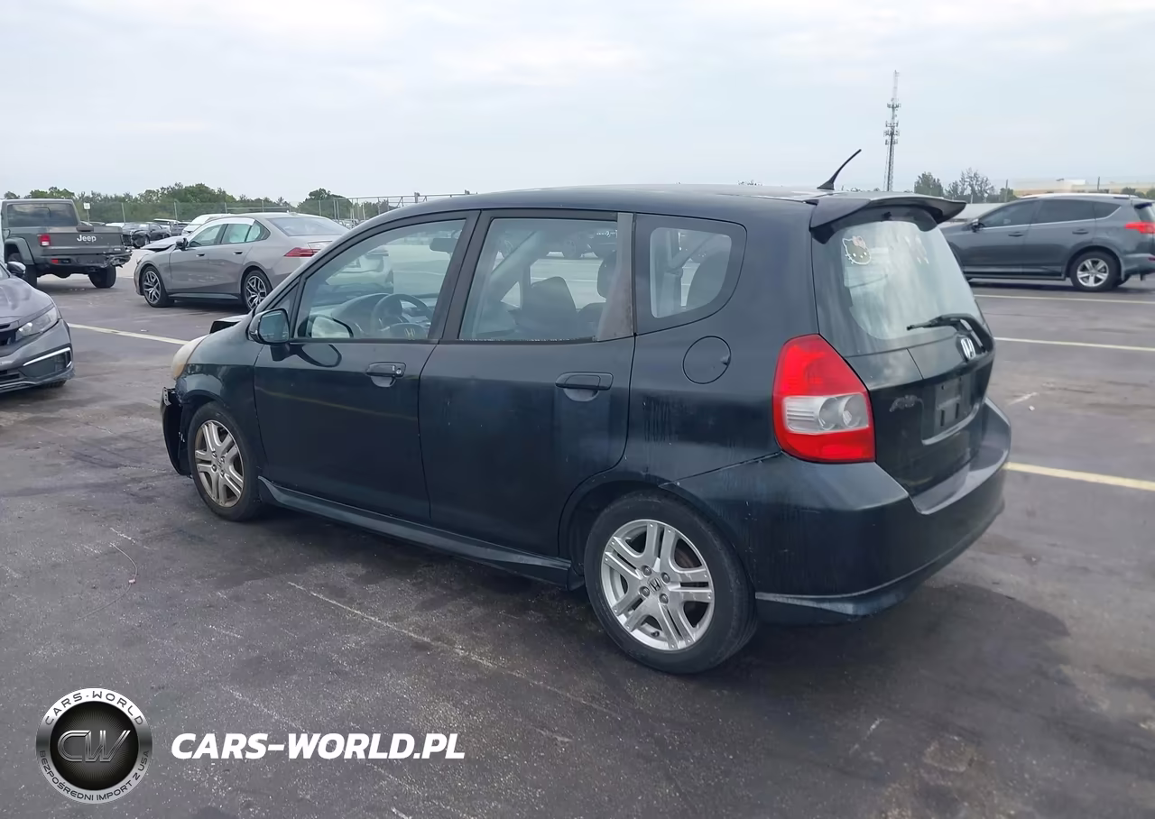 2008 Honda Fit Sport VIN:JHMGD38688S028835 - 3