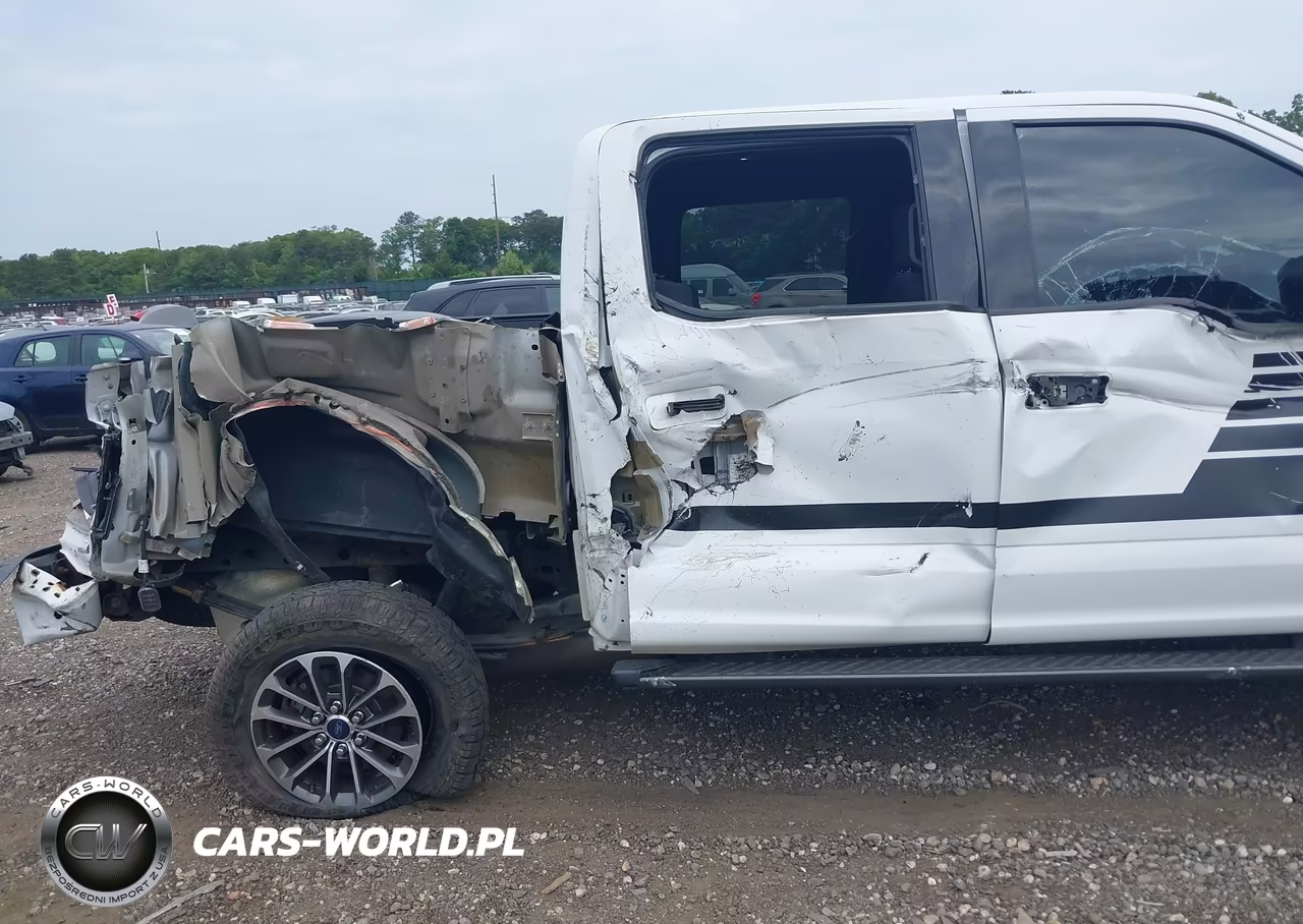 2018 Ford F-150 Xlt VIN:1FTEW1EG1JFB66347 - 17