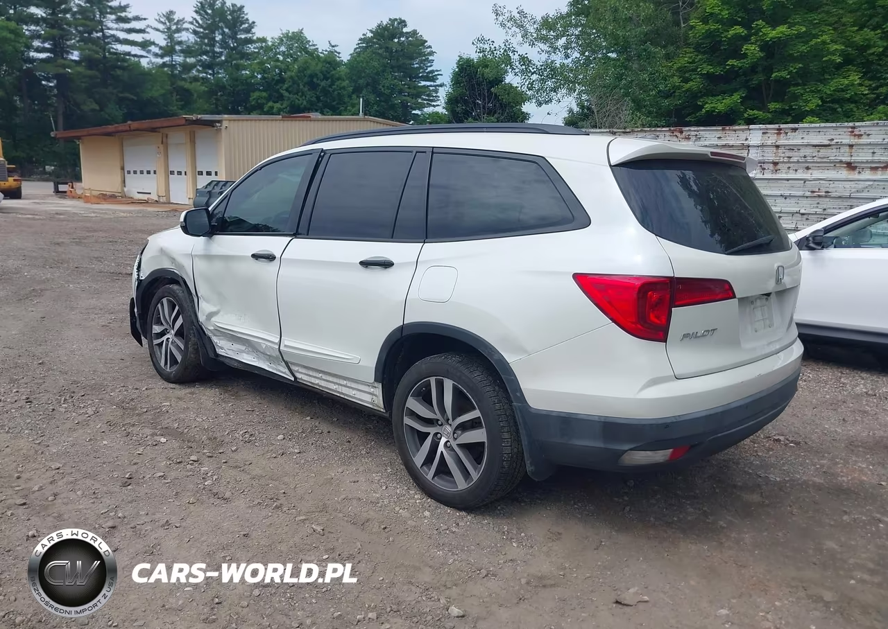 2016 Honda Pilot Touring VIN:5FNYF6H98GB115447 - 3