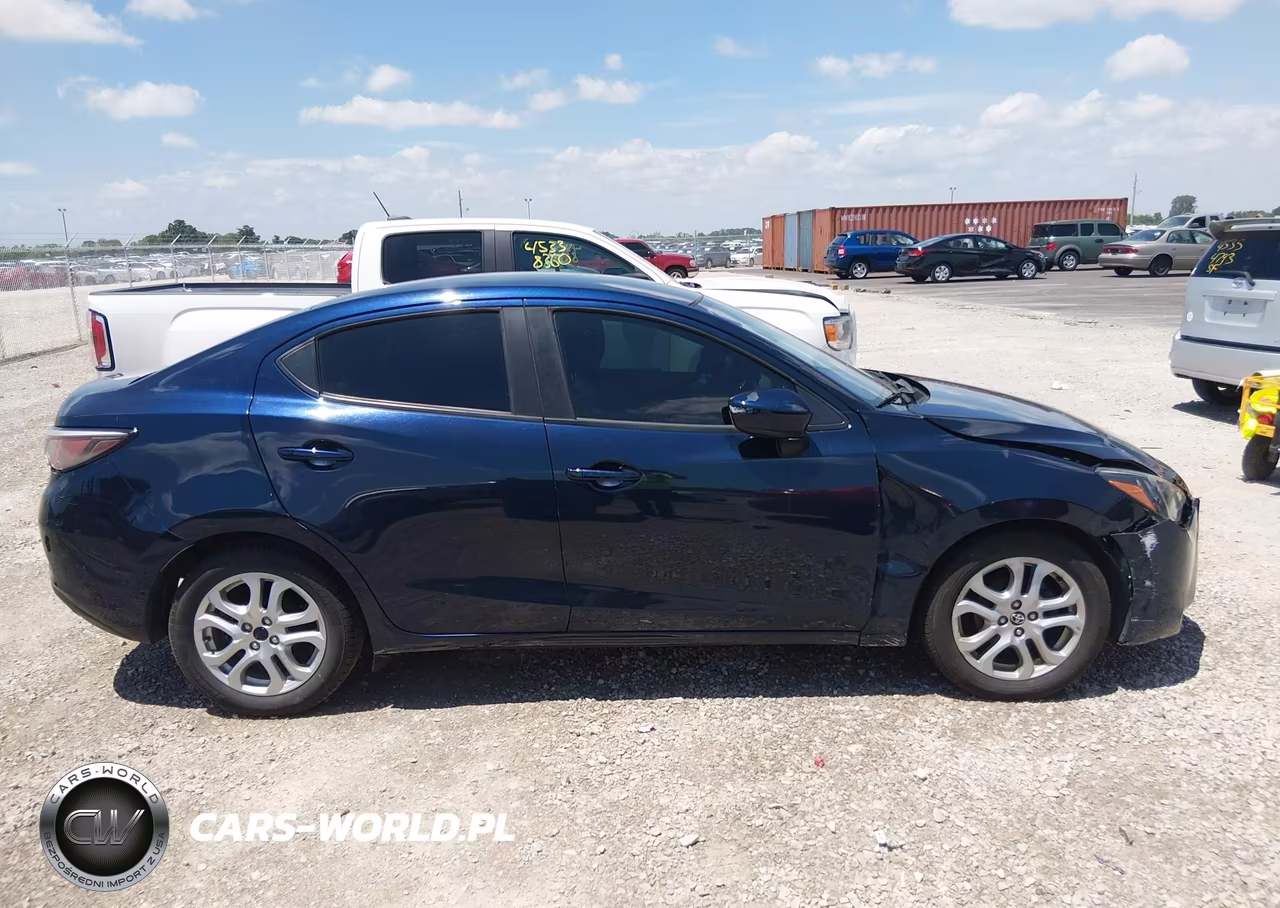 2018 Toyota Yaris Ia VIN:3MYDLBYV2JY330770 - 12