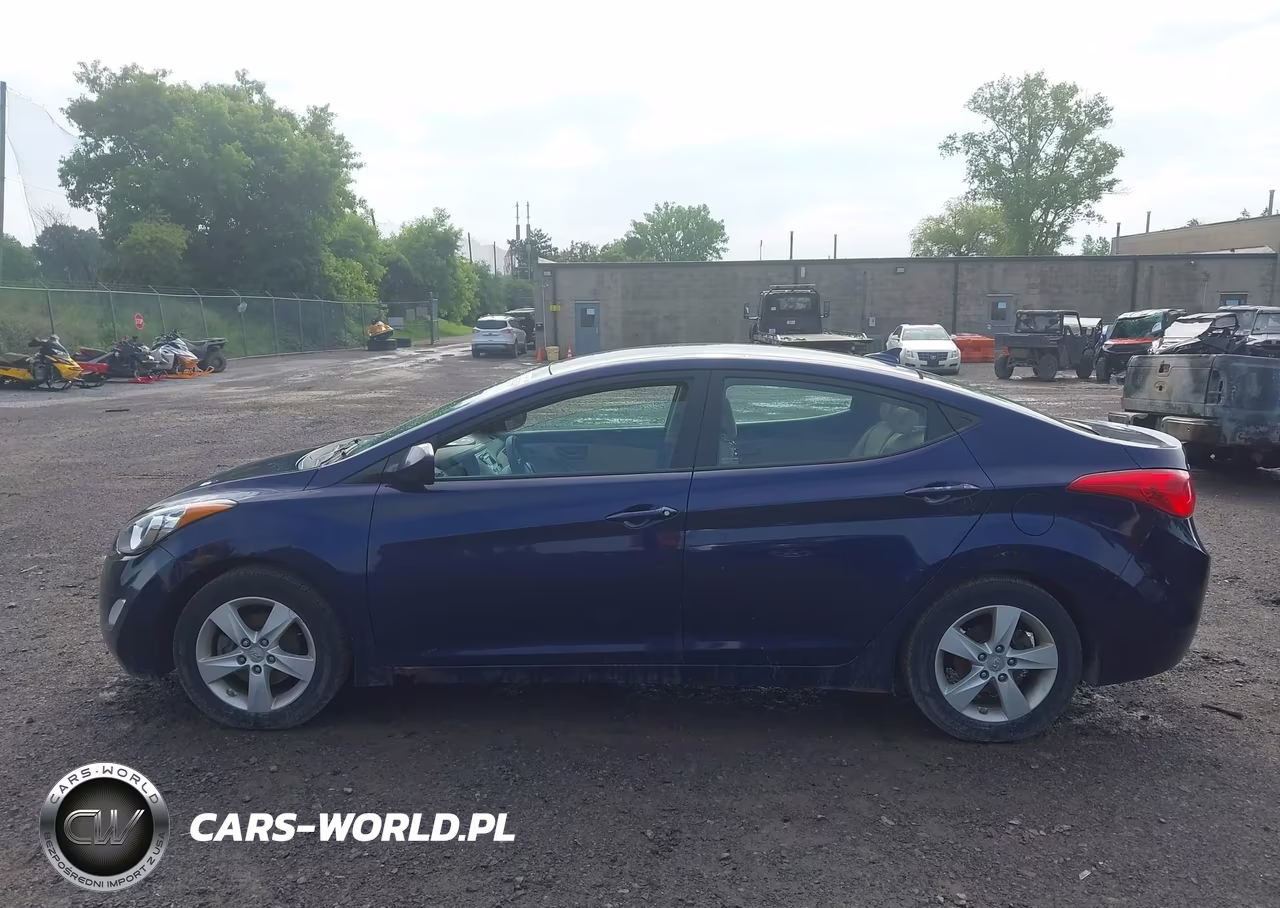 2013 Hyundai Elantra Gls VIN:5NPDH4AE7DH451298 - 14