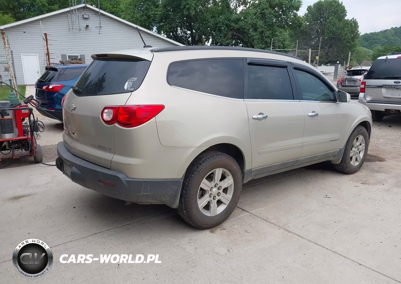 2009 Chevrolet Traverse Lt VIN:1GNEV23D69S147627 - 4