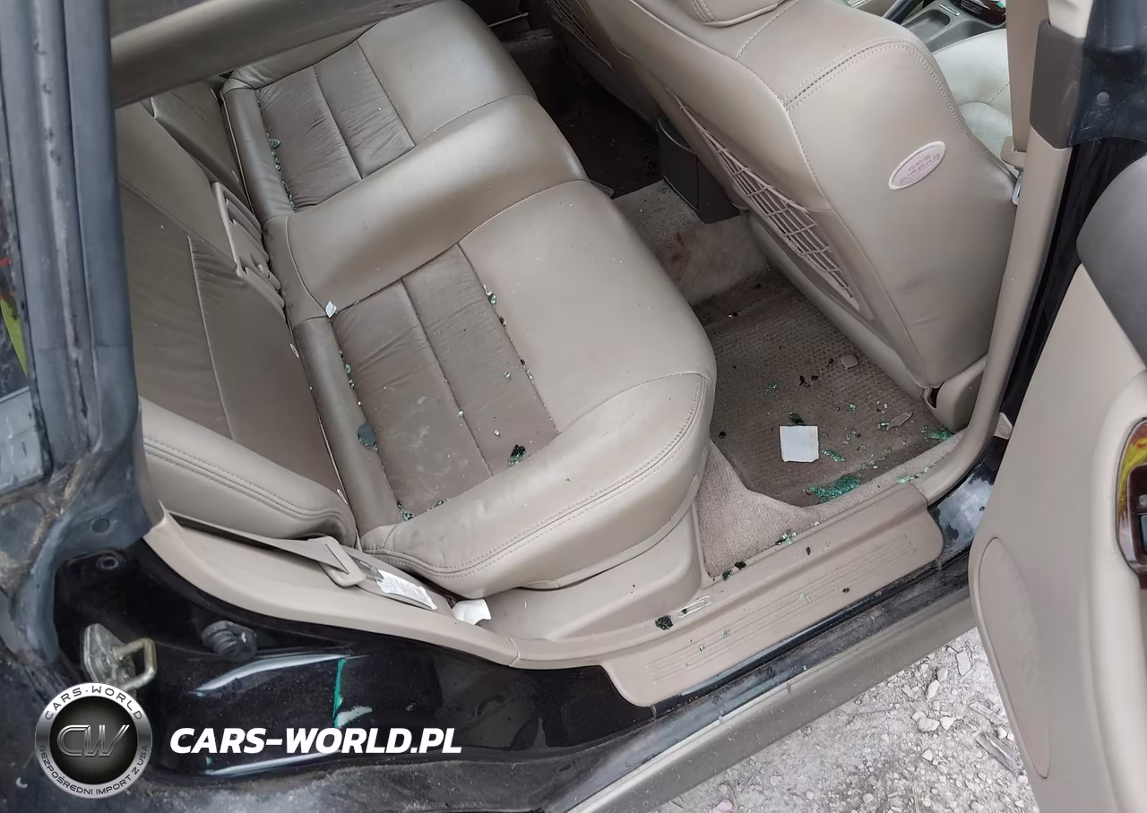 2001 Subaru Outback H6-3.0 VIN:4S3BH806317671420 - 8