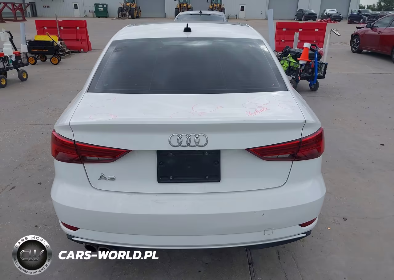 2019 Audi A3 40 Premium VIN:WAUAUGFF2K1010584 - 16