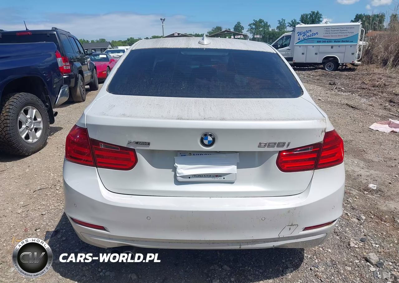 2015 BMW 328I xDrive VIN:WBA3B5G52FNS15037 - 16