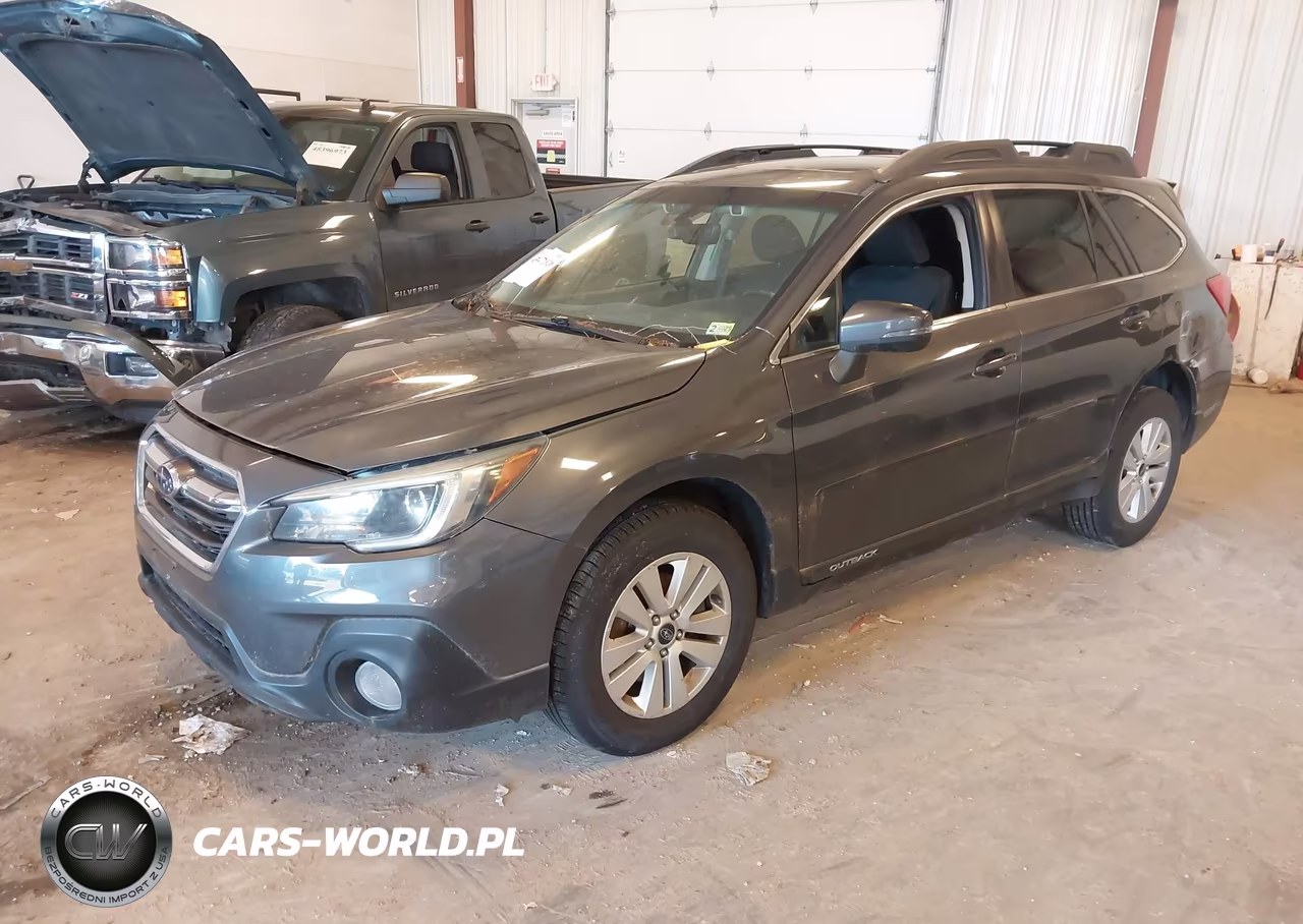 2019 Subaru Outback 2.5I Premium VIN:4S4BSAHC4K3290621 - 2