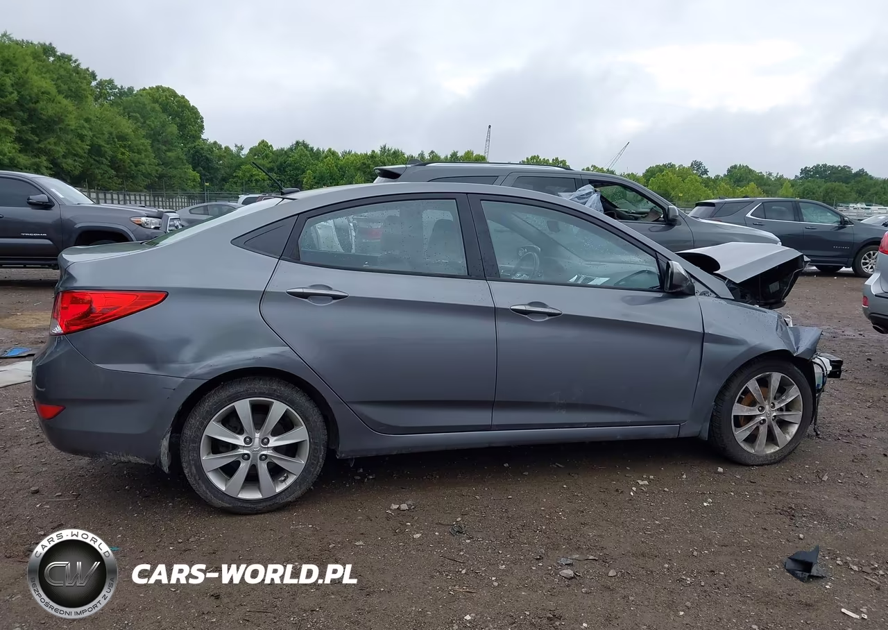 2013 Hyundai Accent Gls VIN:KMHCU4AE4DU579751 - 14