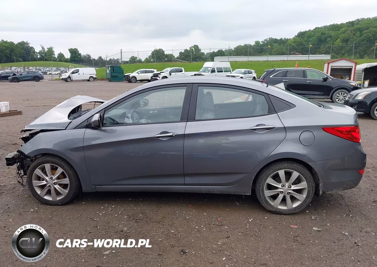 2013 Hyundai Accent Gls VIN:KMHCU4AE4DU579751 - 15