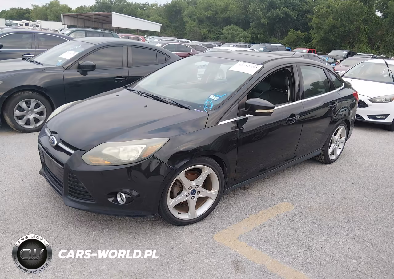 2014 Ford Focus Titanium VIN:1FADP3J24EL255230 - 2