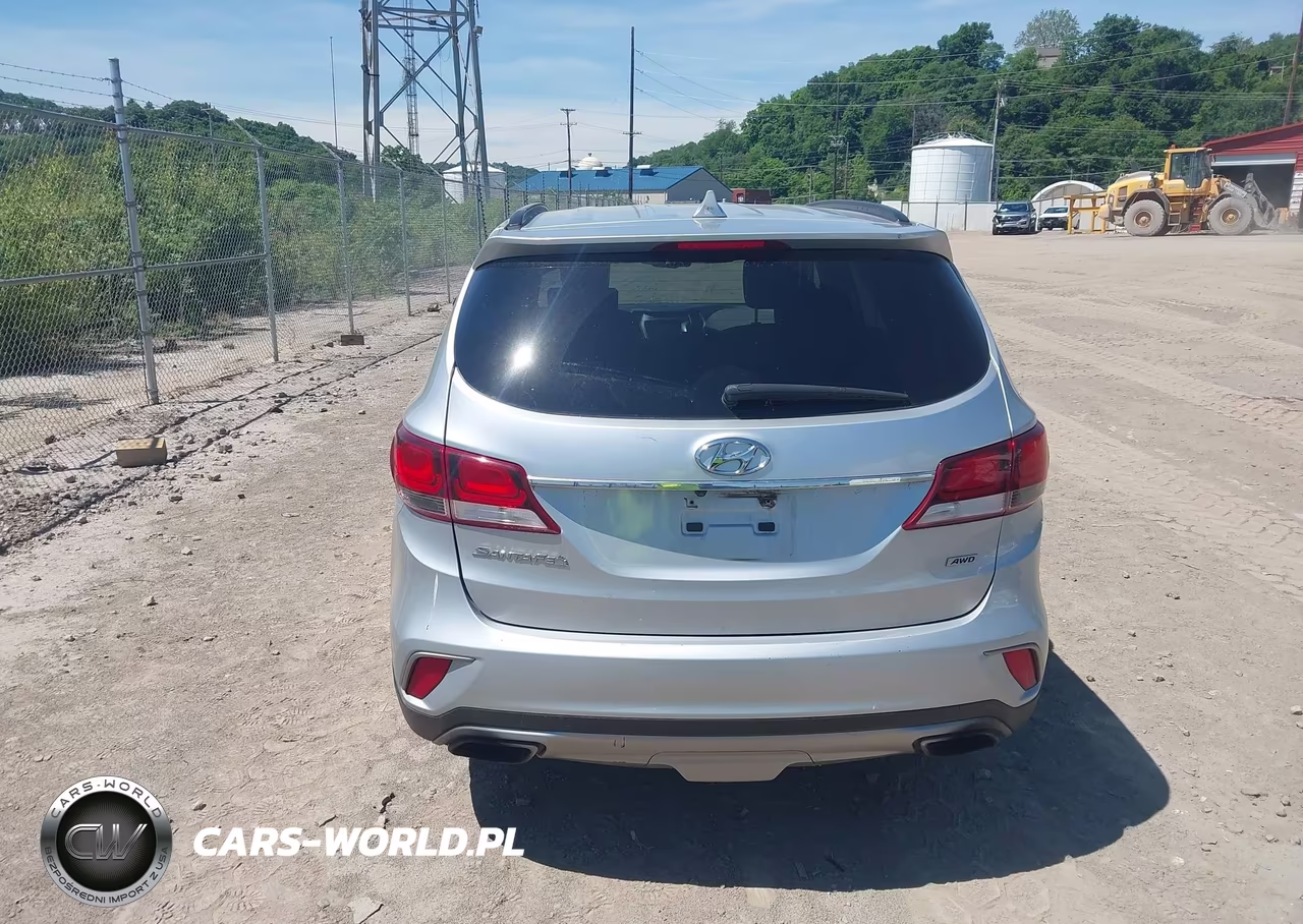 2017 Hyundai Santa Fe Se VIN:KM8SMDHF9HU215437 - 17