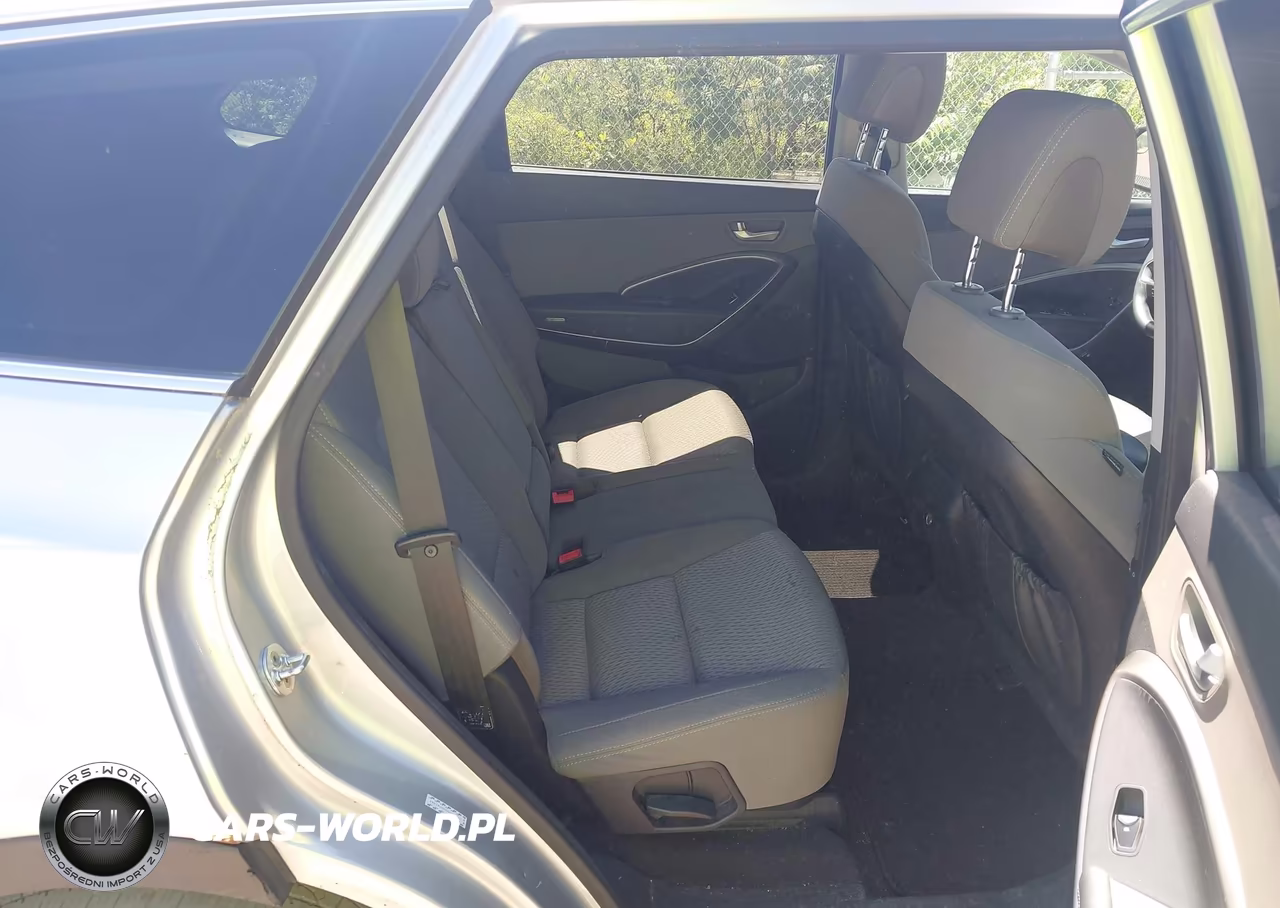 2017 Hyundai Santa Fe Se VIN:KM8SMDHF9HU215437 - 8