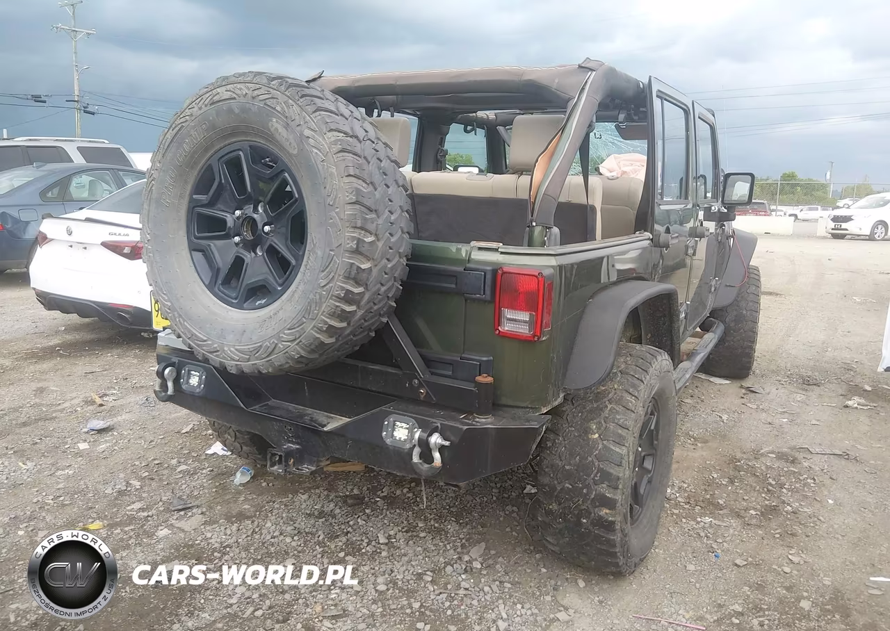 2008 Jeep Wrangler Unlimited X VIN:1J4GA39188L523196 - 4