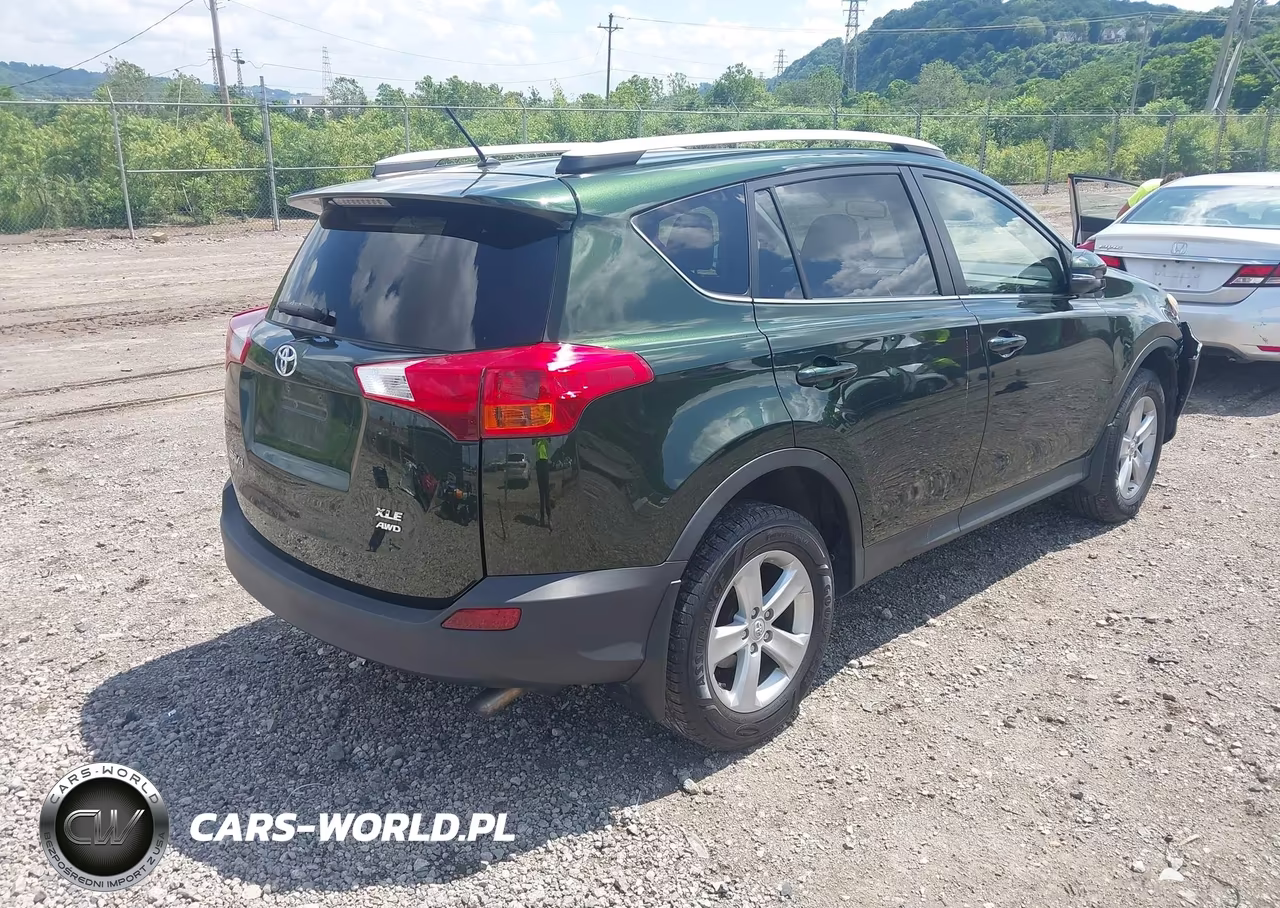 2013 Toyota Rav4 Xle VIN:JTMRFREVXDD015859 - 4