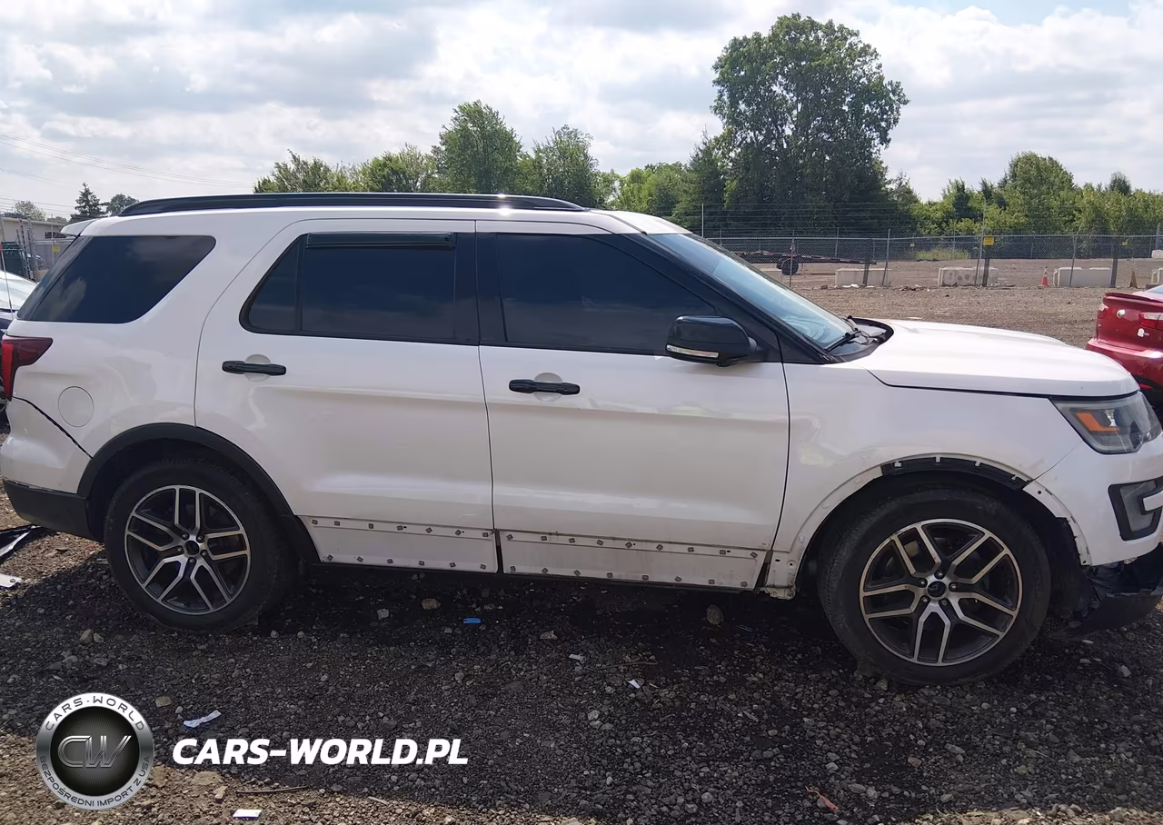 2016 Ford Explorer Sport VIN:1FM5K8GT6GGC21100 - 14