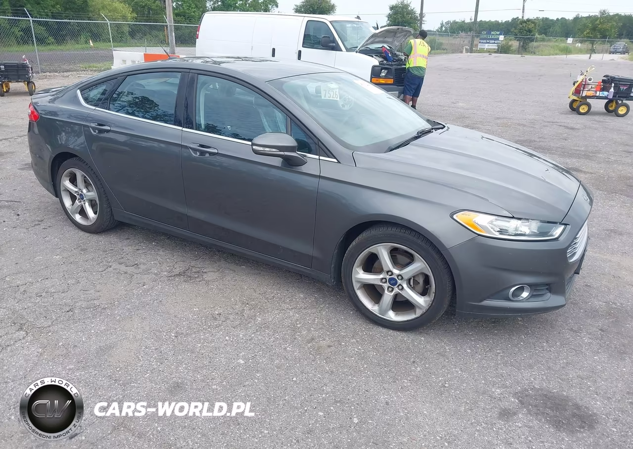 2016 Ford Fusion Se – zdjęcie 1 z 13