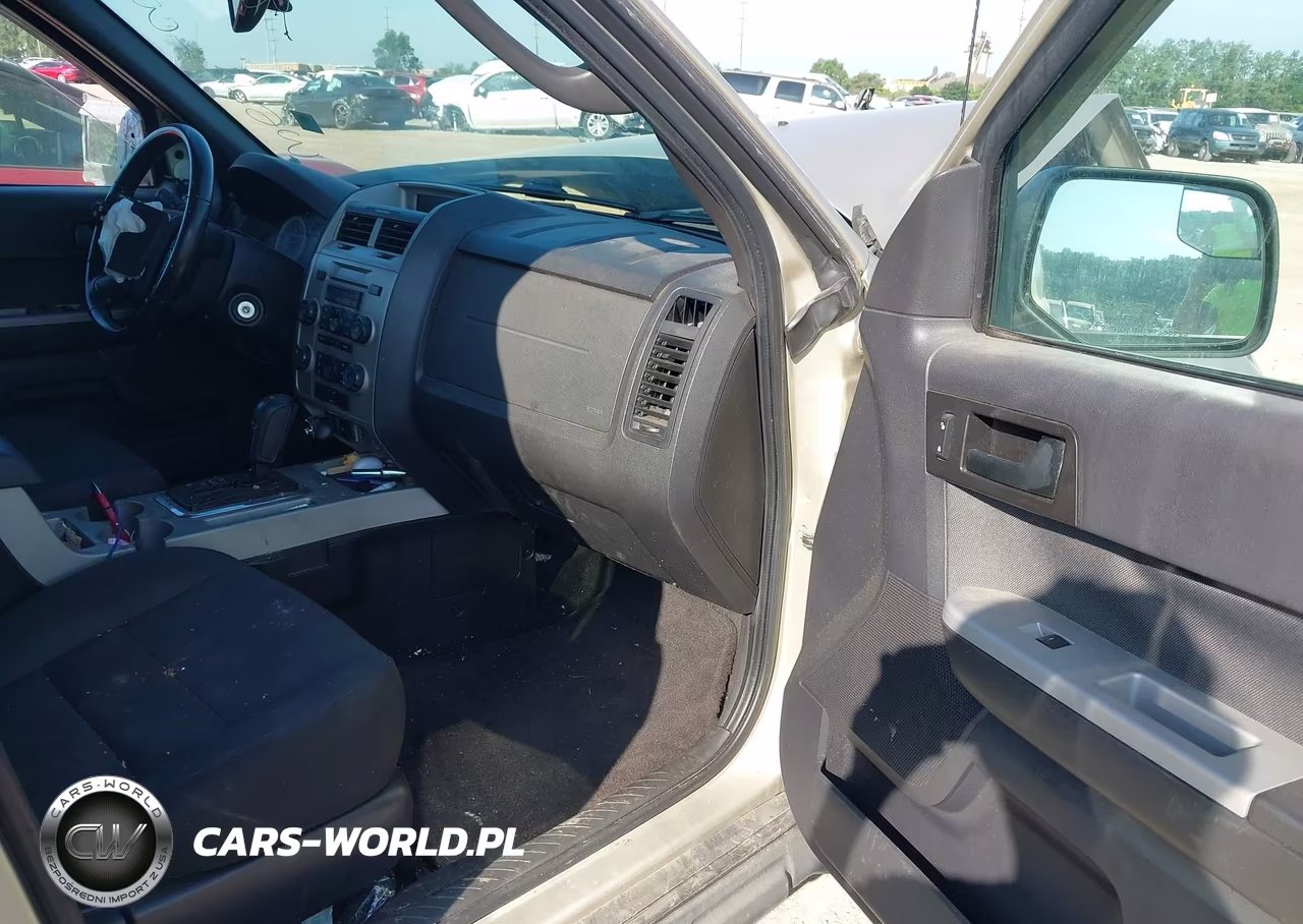 2010 Ford Escape Xlt VIN:1FMCU9DG7AKD31463 - 5