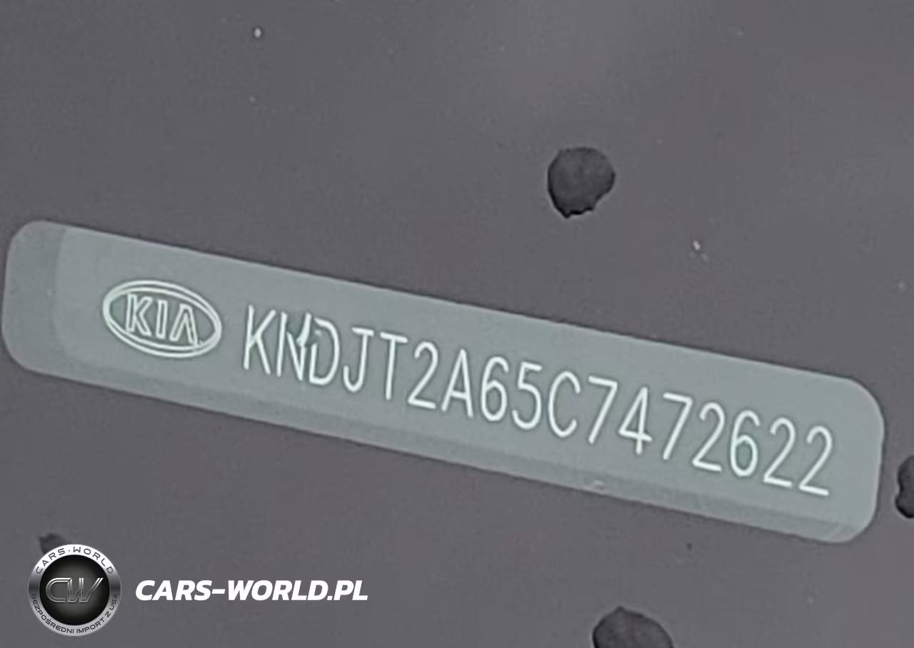 2012 Kia Soul + VIN:KNDJT2A65C7472622 - 9