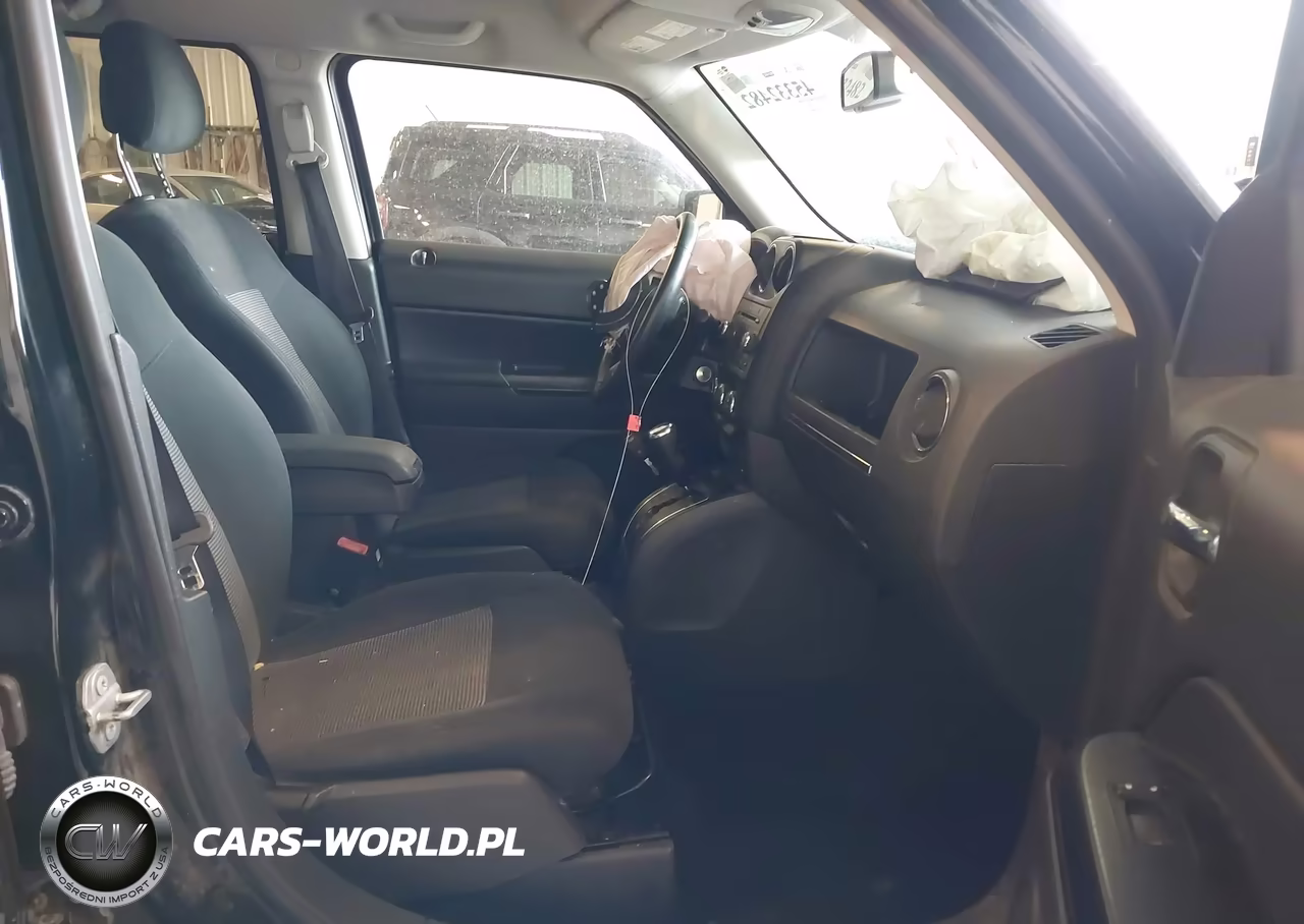 2017 Jeep Patriot Latitude Fwd VIN:1C4NJPFB4HD184612 - 5