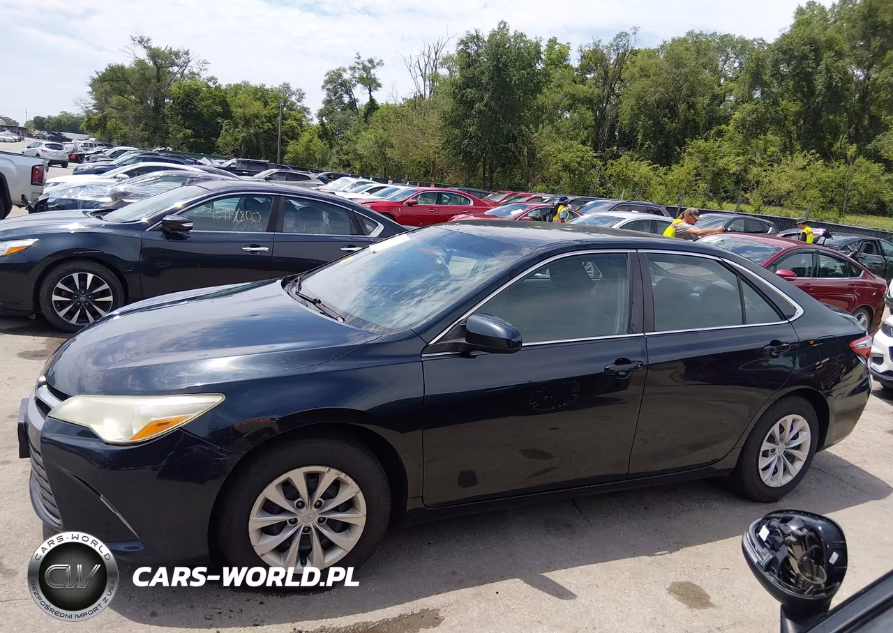 2015 Toyota Camry Le VIN:4T4BF1FK9FR453414 - 14