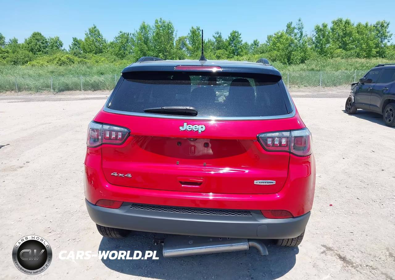 2019 Jeep Compass Latitude 4X4 VIN:3C4NJDBB5KT813168 - 17