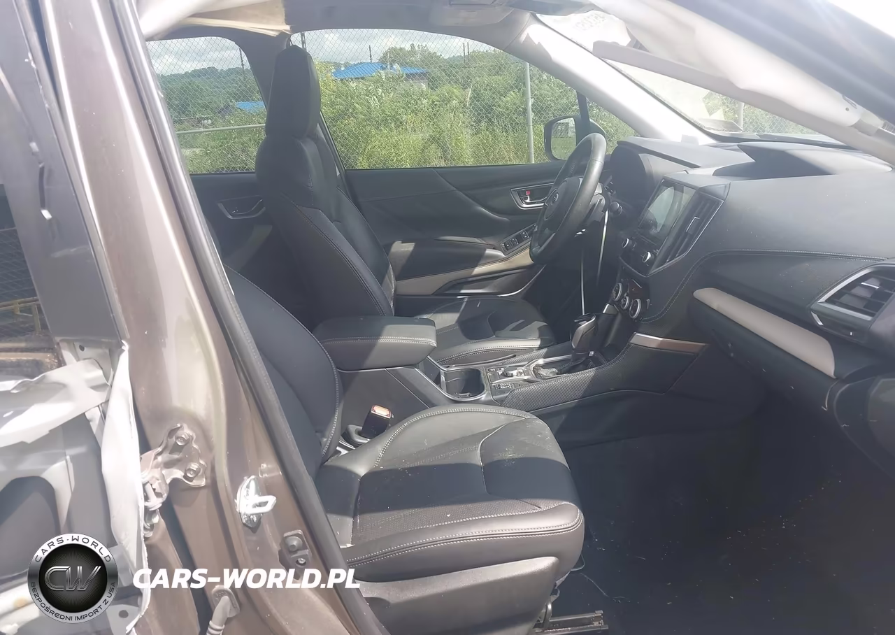 2023 Subaru Forester Limited VIN:JF2SKAPC5PH549361 - 5