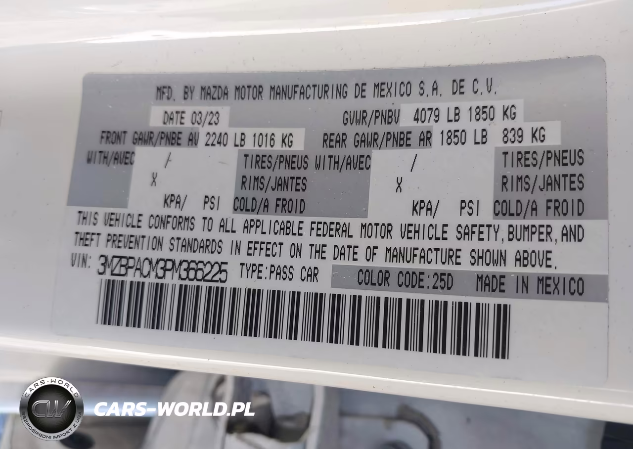 2023 Mazda Mazda3 2.5 S Preferred VIN:3MZBPACM3PM366225 - 9