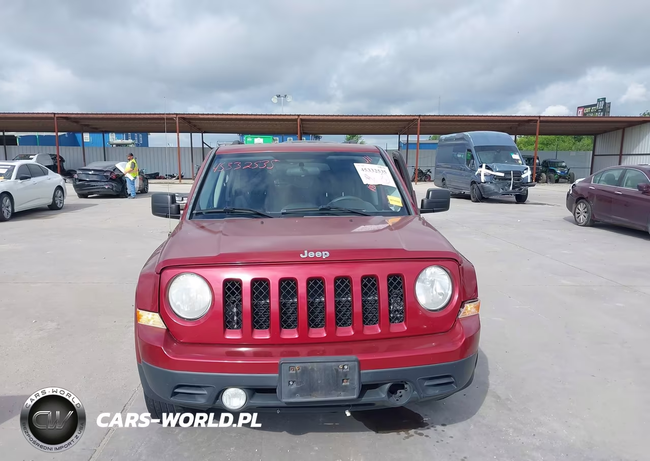 2012 Jeep Patriot Latitude VIN:1C4NJPFA5CD696587 - 12