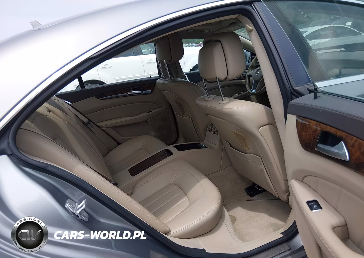 2012 Mercedes-Benz Cls 550 VIN:WDDLJ7DBXCA051976 - 8