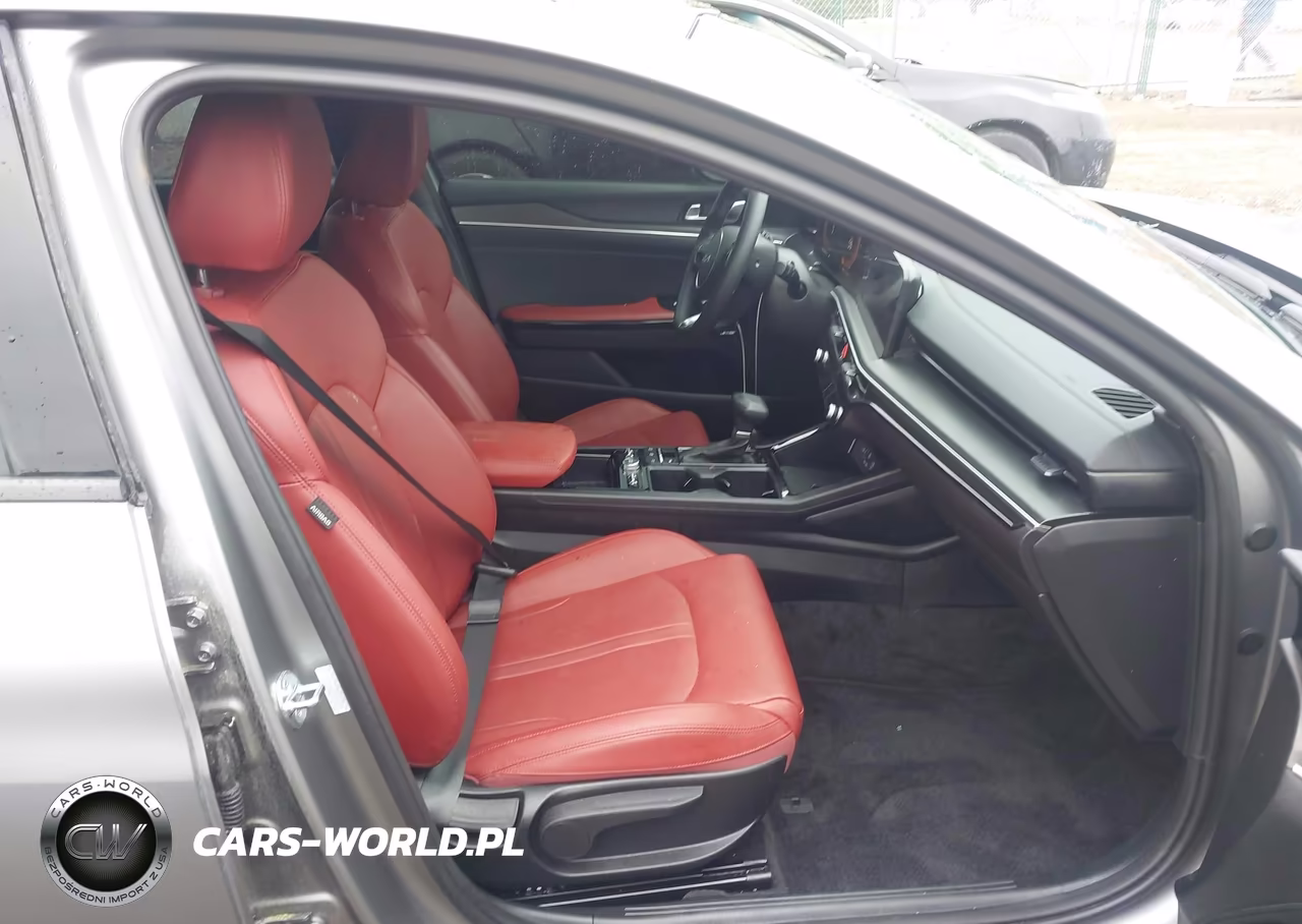 2025 Kia K5 Gt-Line VIN:KNAG64J76S5367651 - 5