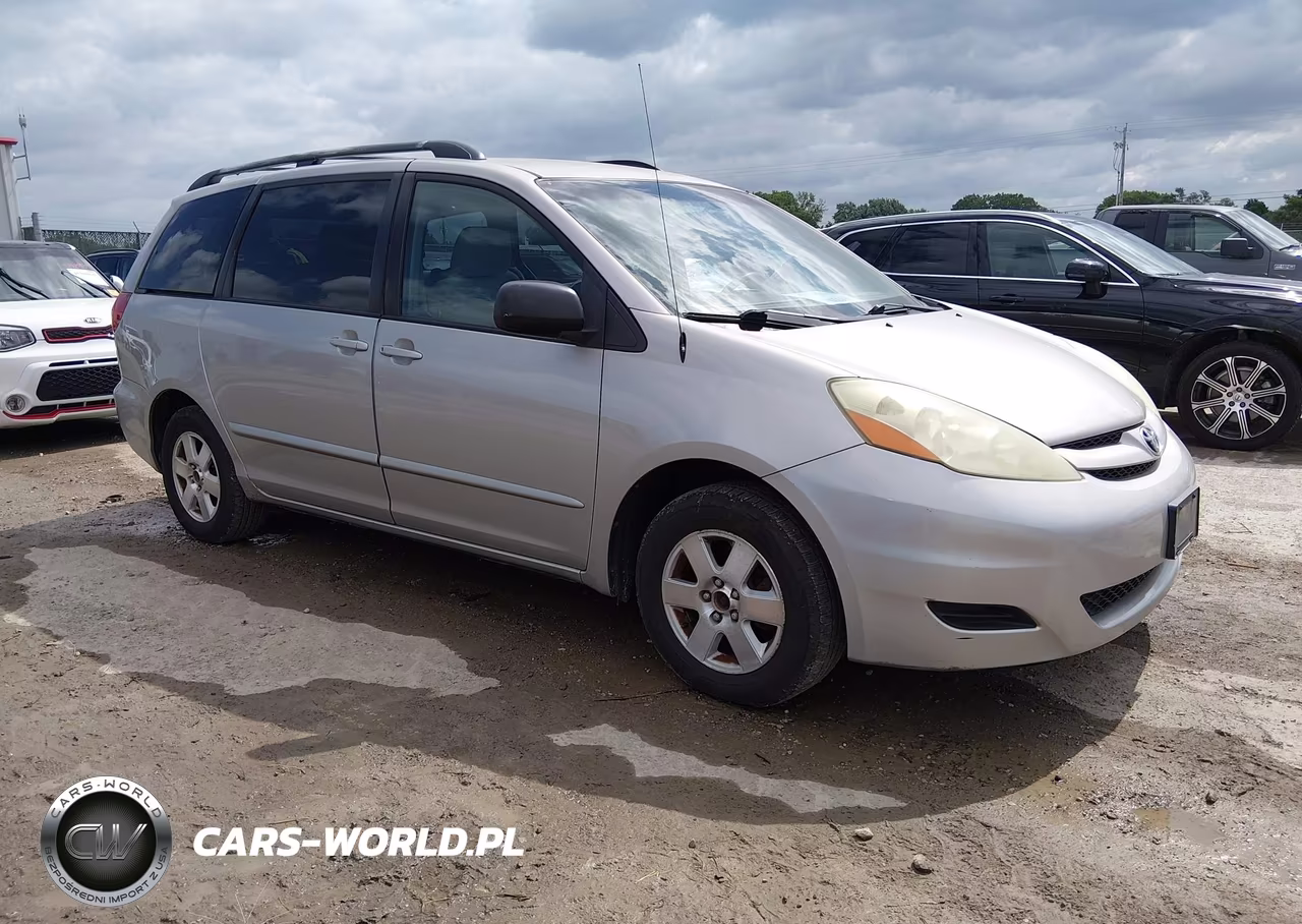 2006 Toyota Sienna Le