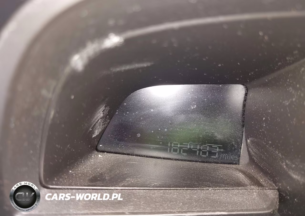 2018 Mazda Mazda3 Touring VIN:3MZBN1L3XJM172053 - 15