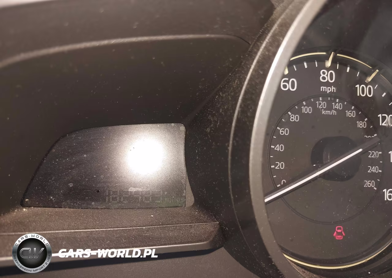 2018 Mazda Mazda3 Touring VIN:3MZBN1L3XJM172053 - 7