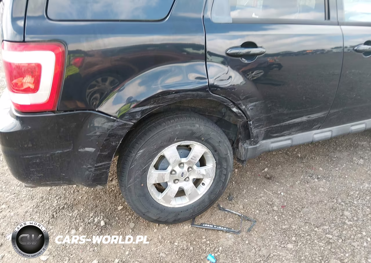2010 Ford Escape Limited VIN:1FMCU0EG3AKC05546 - 6