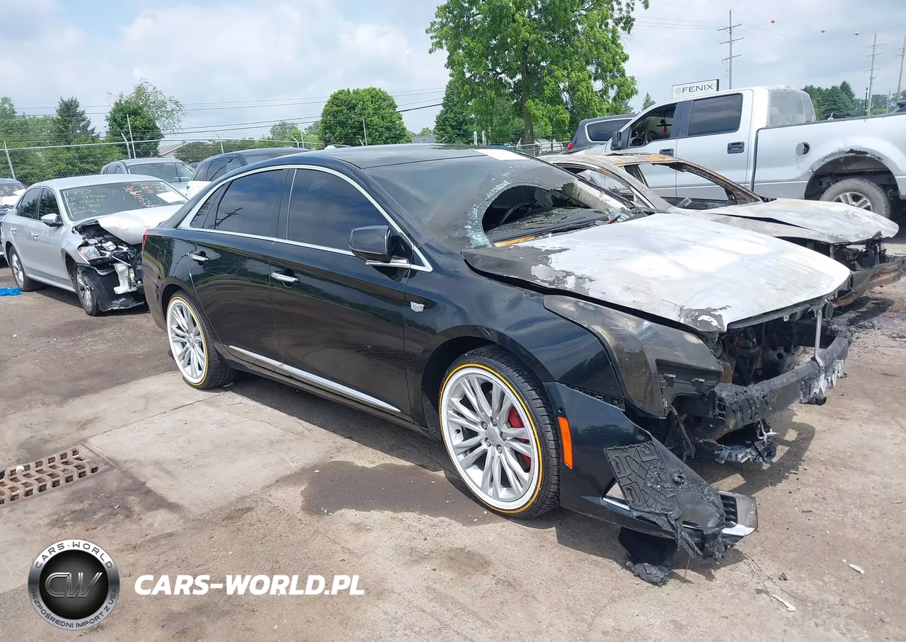 2018 Cadillac Xts Luxury – zdjęcie 1 z 10