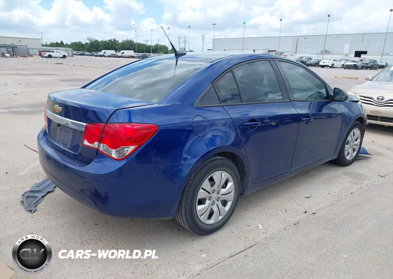 2013 Chevrolet Cruze Ls Auto VIN:1G1PA5SG4D7193245 - 4