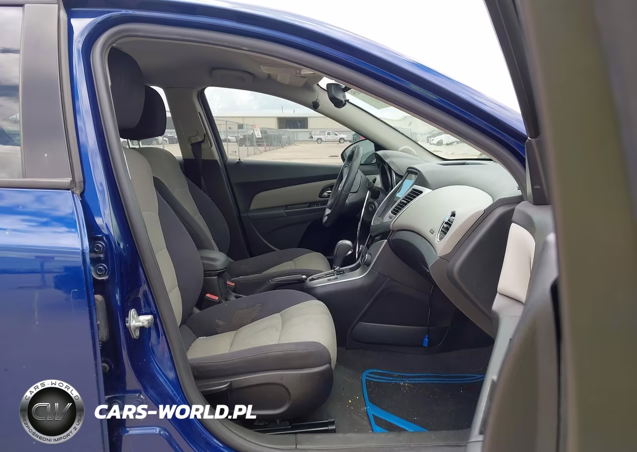 2013 Chevrolet Cruze Ls Auto VIN:1G1PA5SG4D7193245 - 5