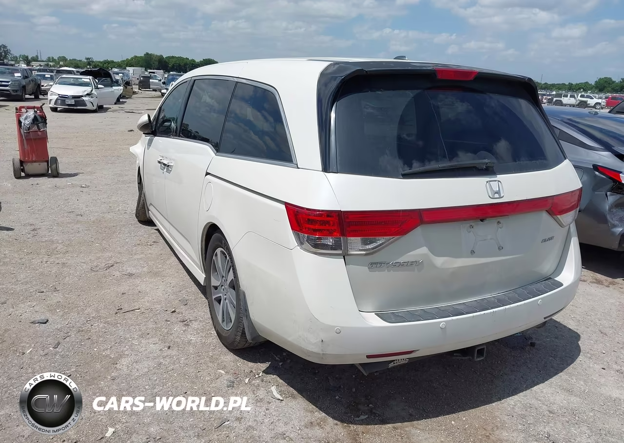 2015 Honda Odyssey Touring-Touring Elite VIN:5FNRL5H99FB126060 - 3