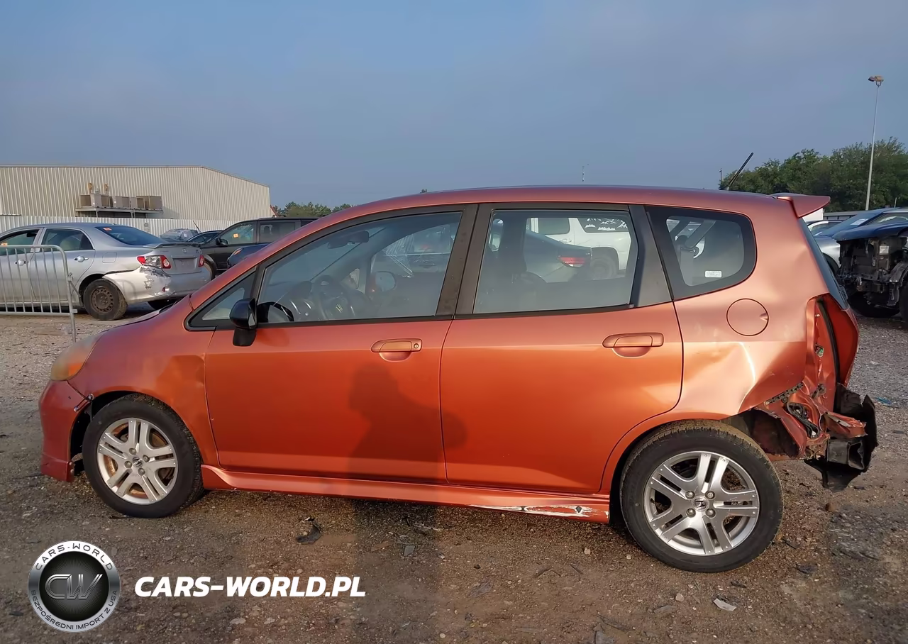 2007 Honda Fit Sport VIN:JHMGD38617S005573 - 15