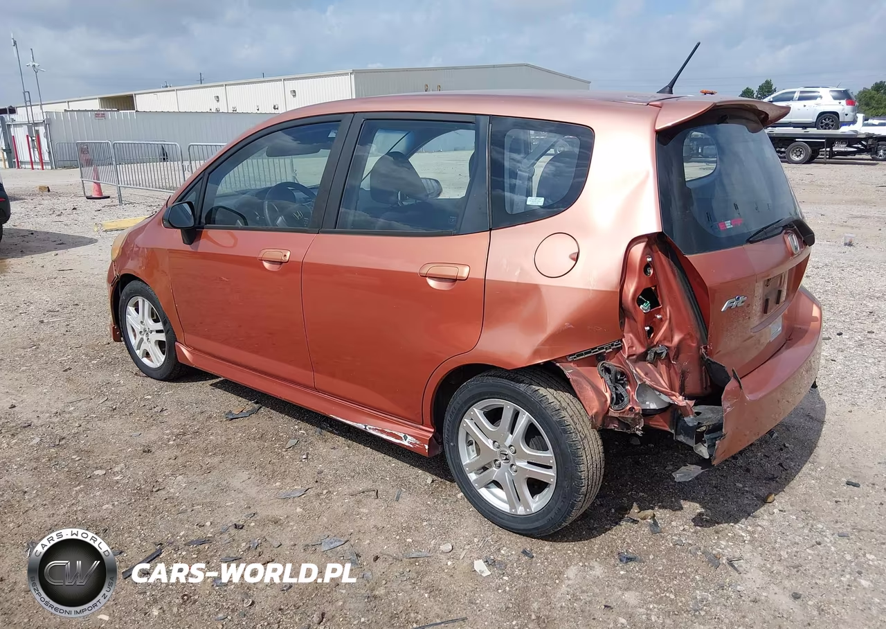 2007 Honda Fit Sport VIN:JHMGD38617S005573 - 3