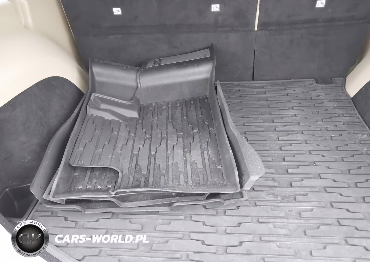 2021 Jeep Grand Cherokee Laredo E 4X4 VIN:1C4RJFAG0MC523994 - 12