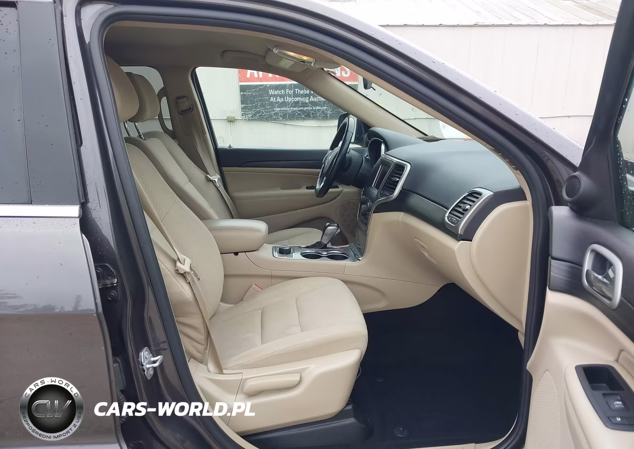 2021 Jeep Grand Cherokee Laredo E 4X4 VIN:1C4RJFAG0MC523994 - 5