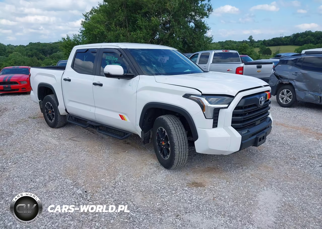 2025 Toyota Tundra Sr5 – zdjęcie 1 z 15