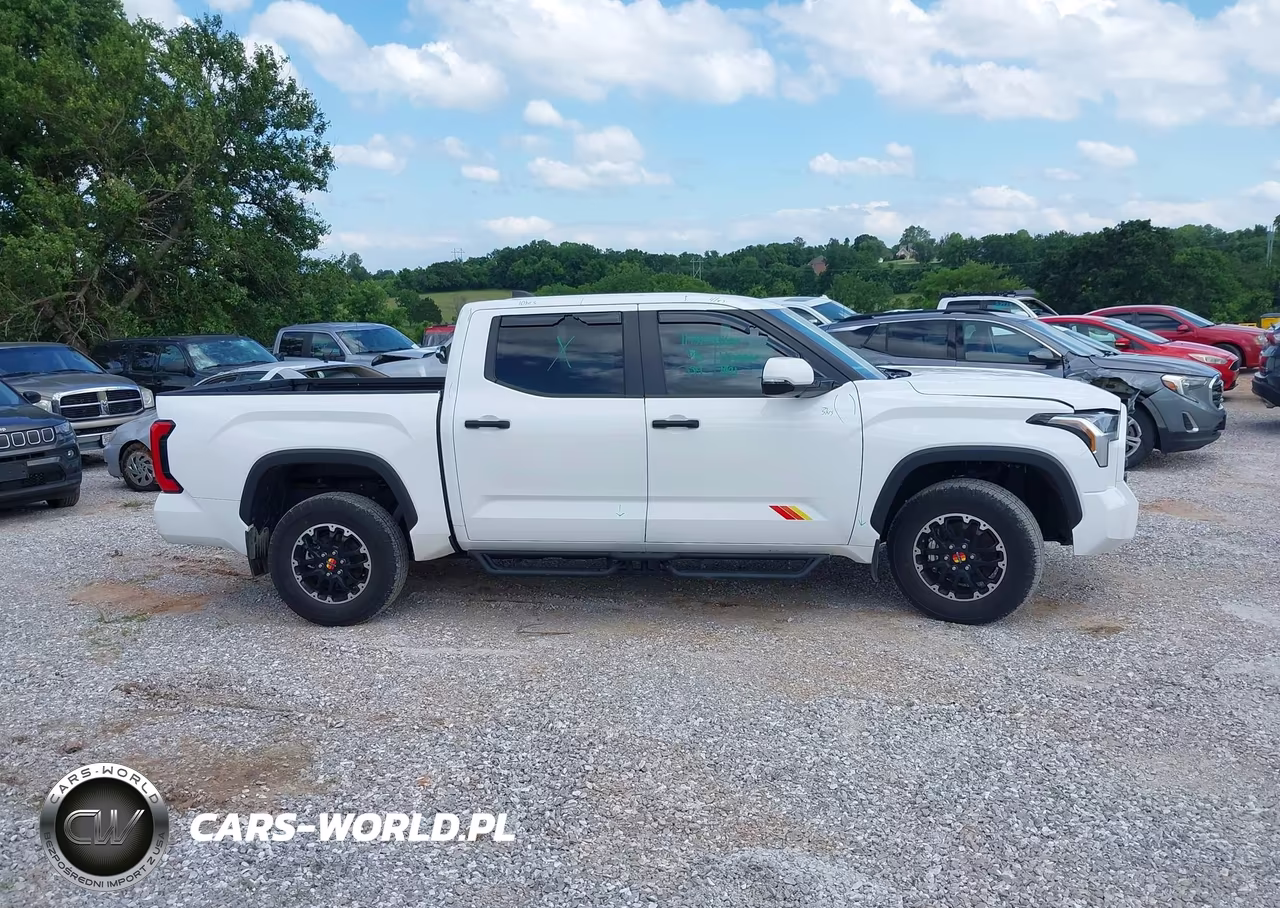 2025 Toyota Tundra Sr5 VIN:5TFWA5DB6SX281425 - 13