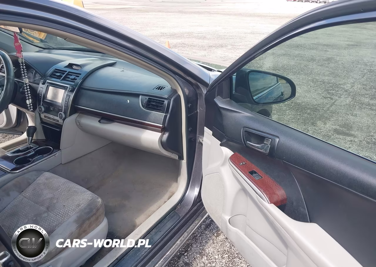 2014 Toyota Camry Xle VIN:4T1BF1FK6EU387560 - 5