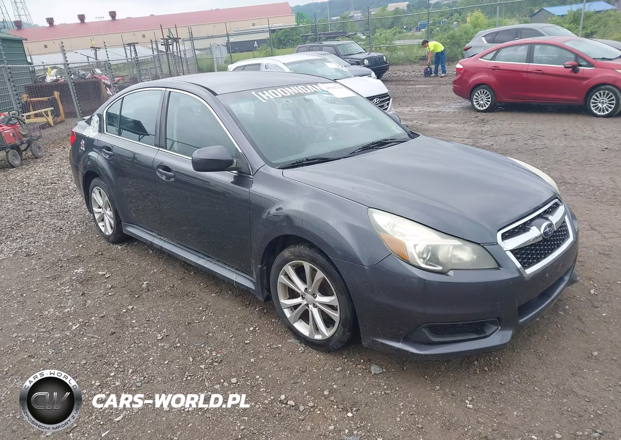 2013 Subaru Legacy 2.5I Premium – zdjęcie 1 z 12