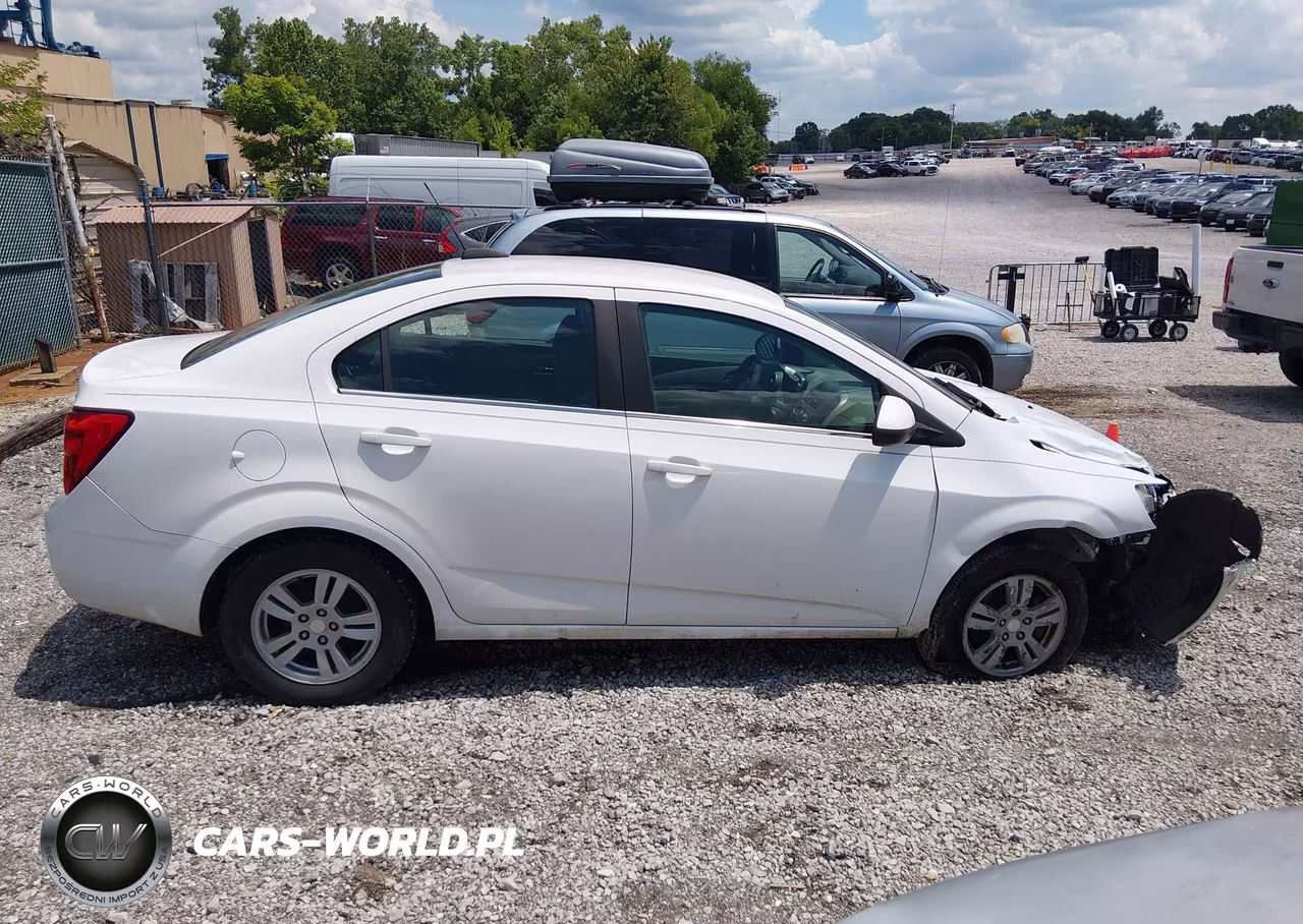 2015 Chevrolet Sonic Lt Auto VIN:1G1JC5SH3F4212090 - 13