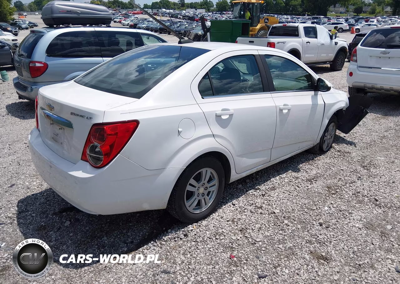 2015 Chevrolet Sonic Lt Auto VIN:1G1JC5SH3F4212090 - 4