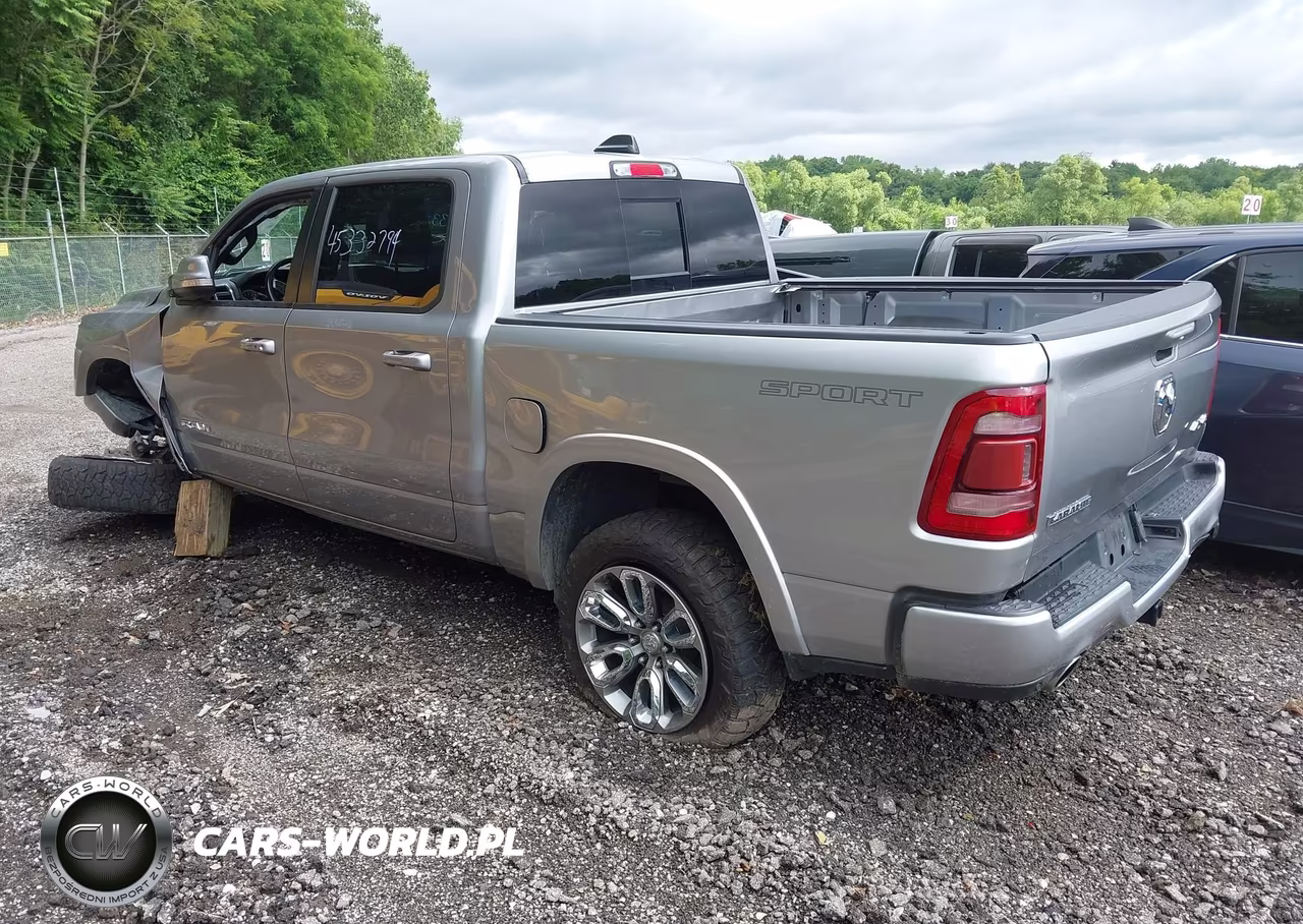 2021 Ram 1500 Laramie 4X4 5'7 Box VIN:1C6SRFJT2MN779945 - 3