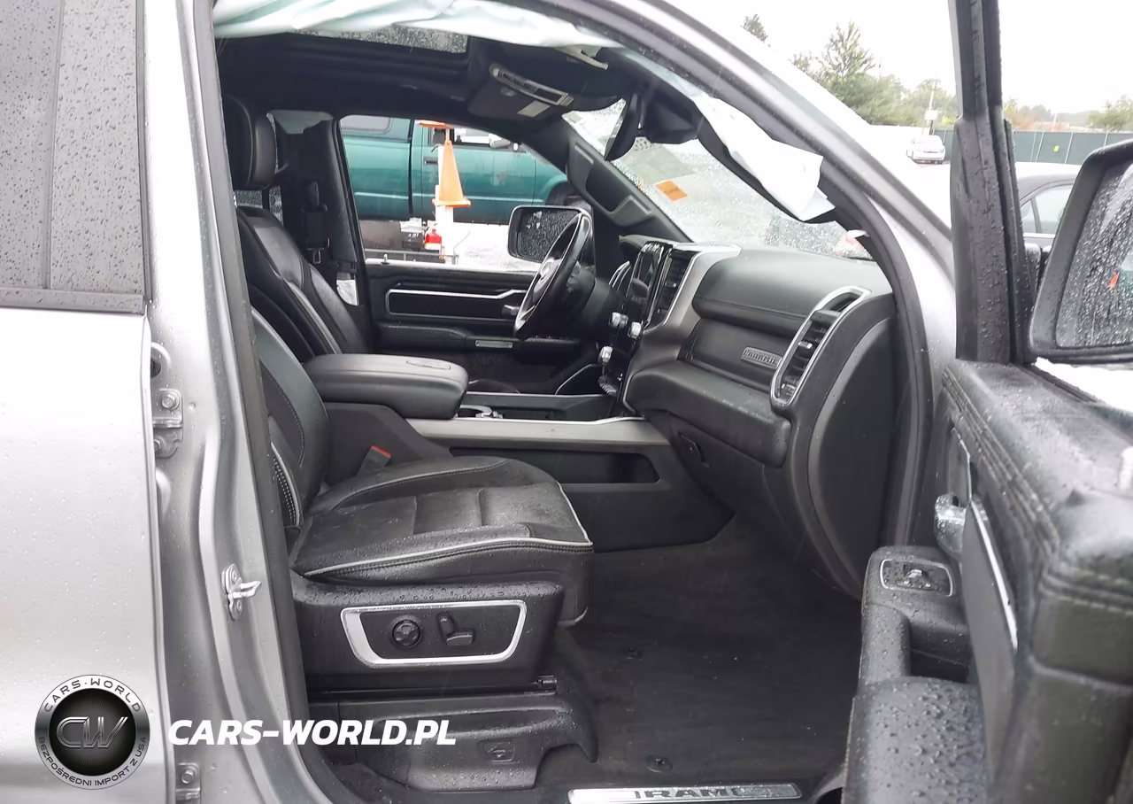 2021 Ram 1500 Laramie 4X4 5'7 Box VIN:1C6SRFJT2MN779945 - 5